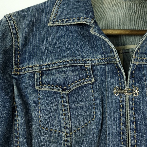 Elie Tahari Jean Jacket Denim Vintage Artsy Clasp - Picture 5 of 8